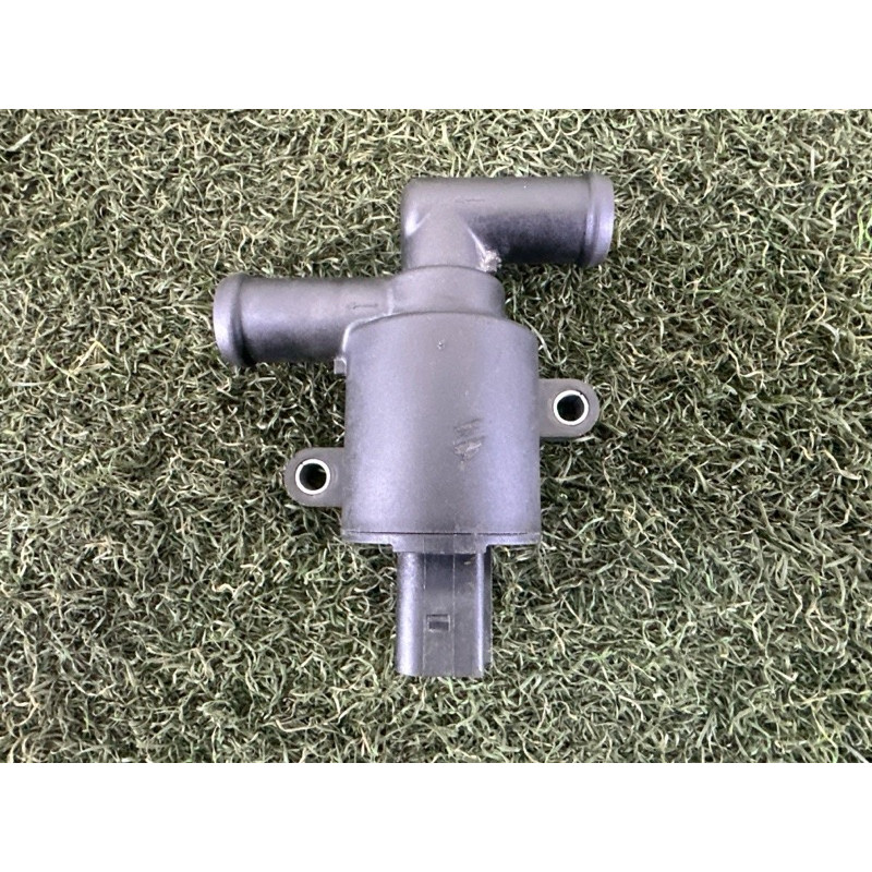 Клапан системы охлаждения (электрика / кнопки) AUDI Q7 4M 2017 2.0 TFSI 4H0121670A