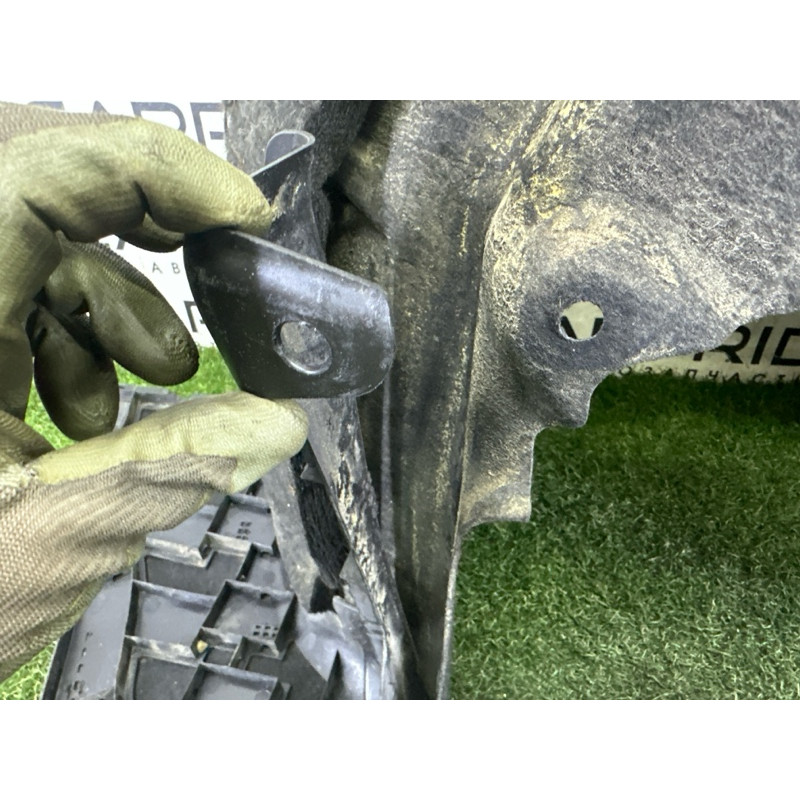 Підкрилок (кузов і елементи) AUDI Q7 4M 2017 3.0 TFSi 4M0810171G