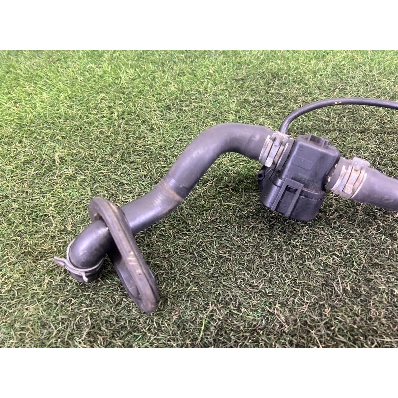 Трубка системы охлаждения (система охлаждения) AUDI Q5 8R 2010 3.2 CALB 8R0819377D