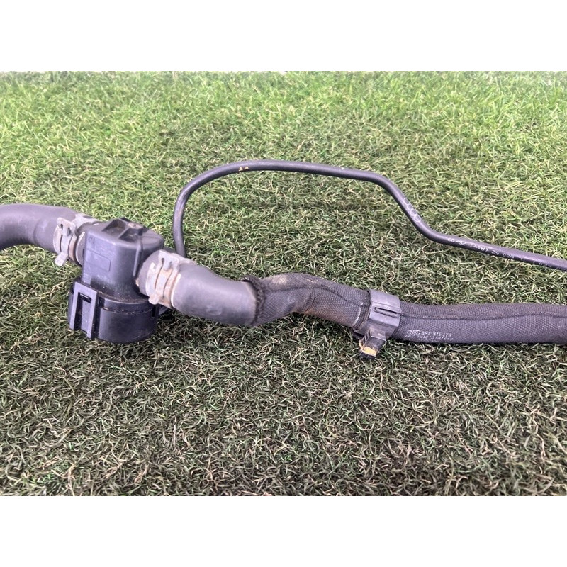 Трубка системы охлаждения (система охлаждения) AUDI Q5 8R 2010 3.2 CALB 8R0819377D