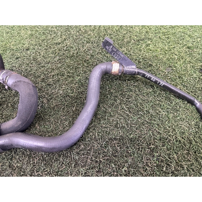 Трубка системы охлаждения (система охлаждения) AUDI A4 B8 2010 2.0 CAEB 06H121492D