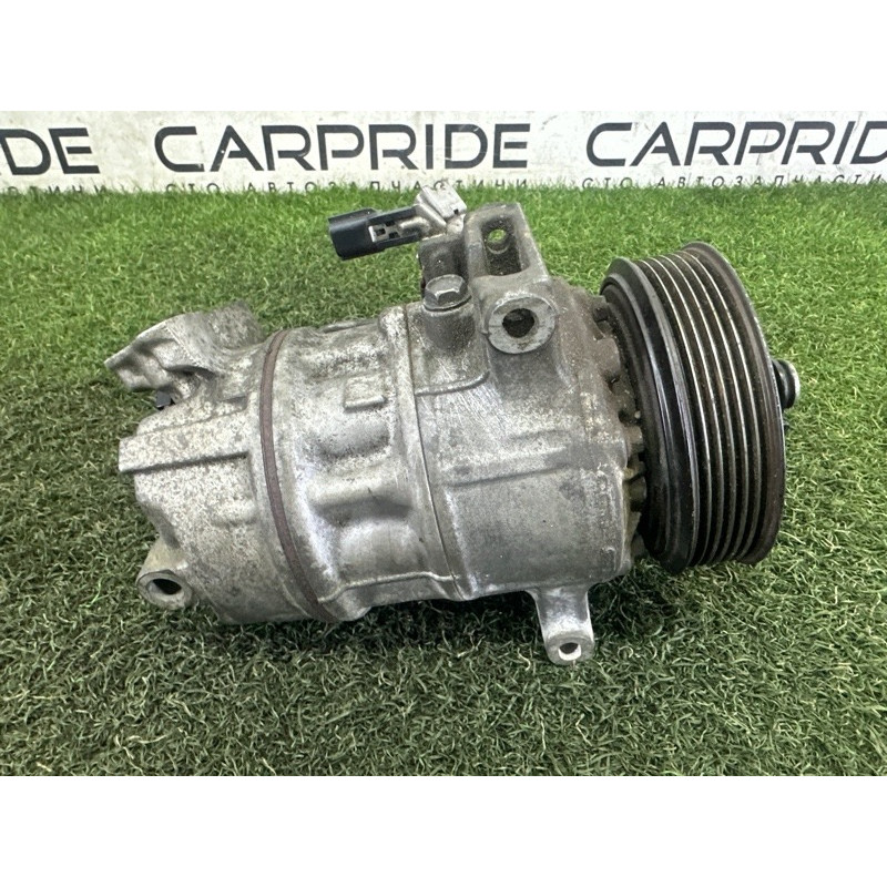 Компресор кондиціонера (отопление и кондиционирование) Nissan Sentra S 2016 1.8 926003SH1C