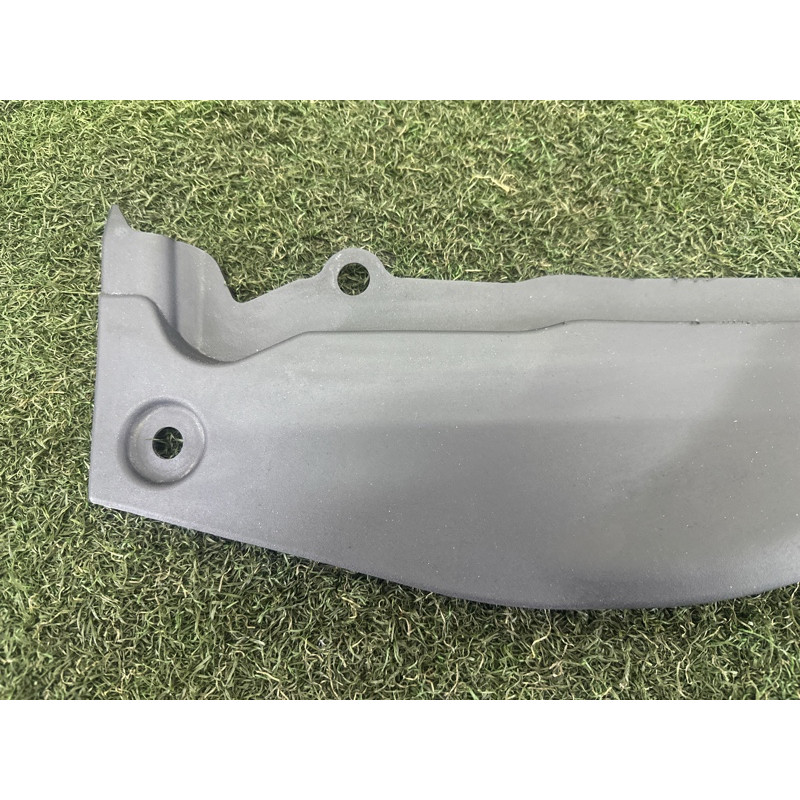 Накладка на жабо (кузов и элементы) LAND ROVER Range Rover L405 2016 5.0 LR038082