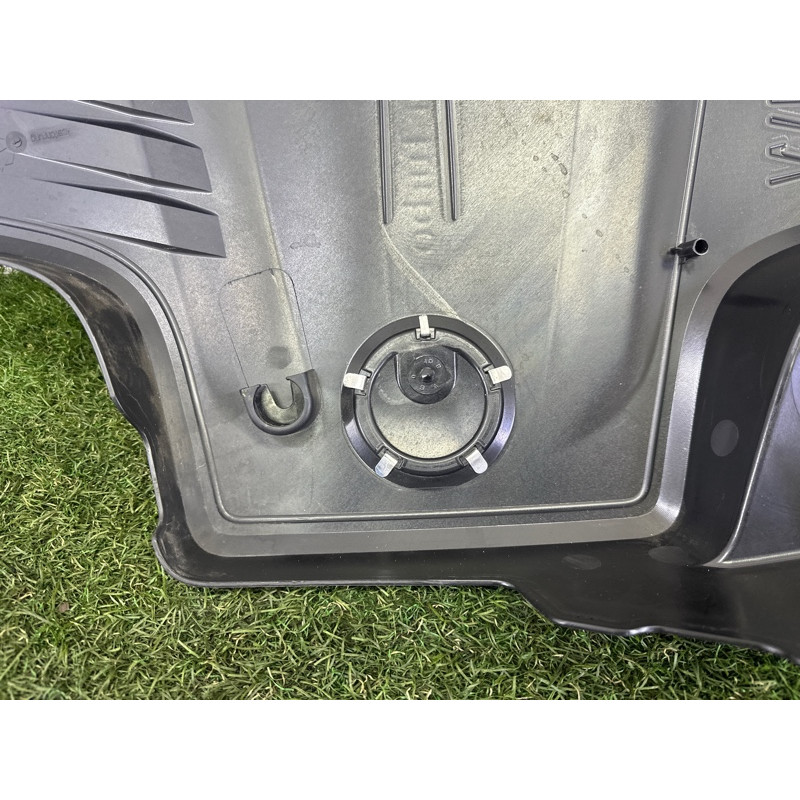 Декоративная крышка двигателя (двигатель и элементы) BMW 3-series F30 2013 2.0 11128610473