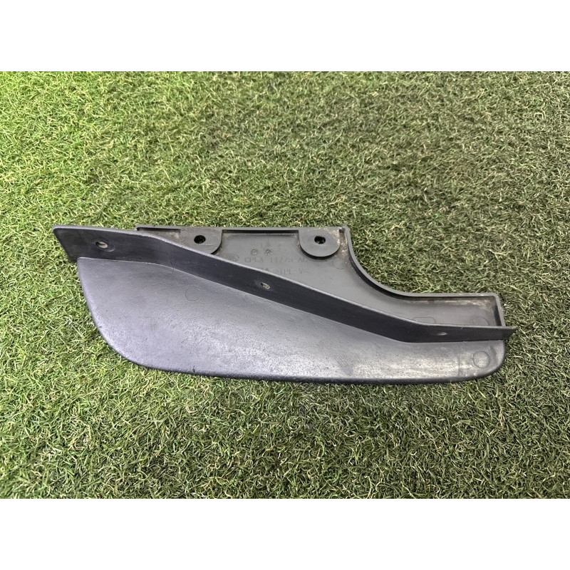 Бризговик (кузов и элементы) LAND ROVER Range Rover L405 2016 5.0 LR036311