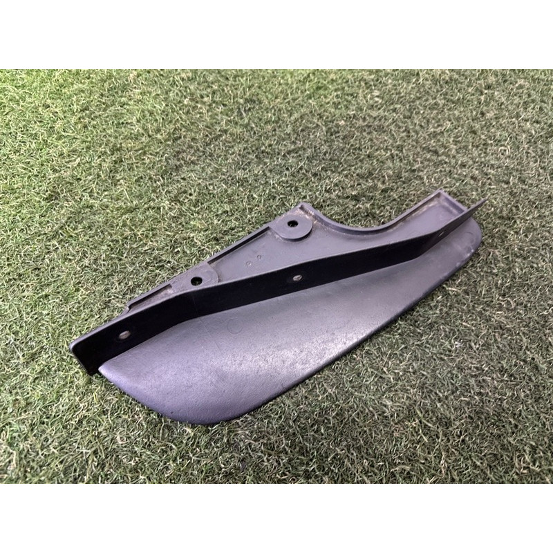 Бризговик (кузов и элементы) LAND ROVER Range Rover L405 2016 5.0 LR036311