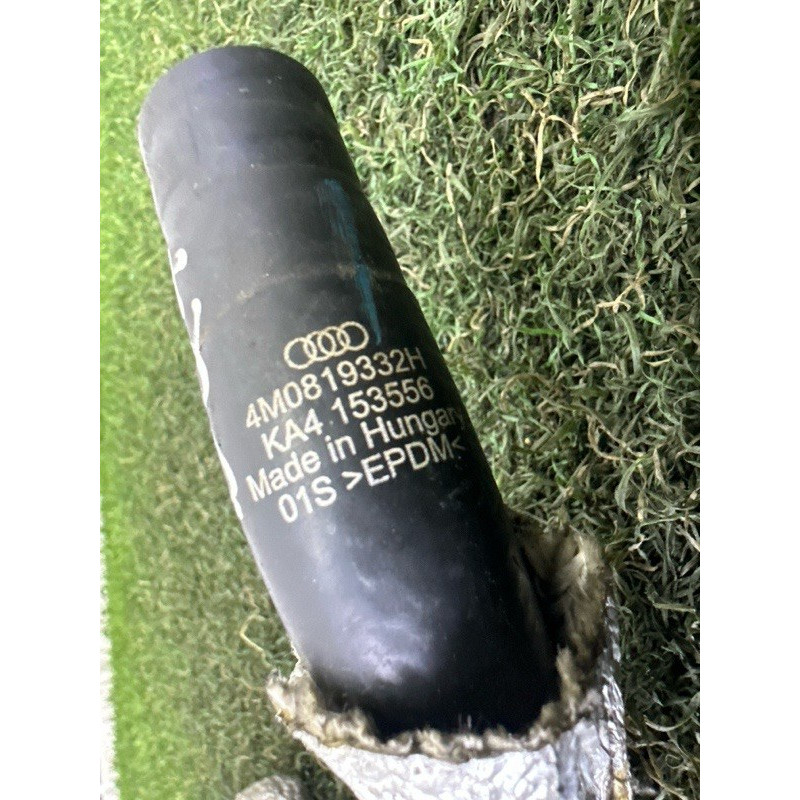 Патрубок (система охлаждения) AUDI Q7 4M 2017 2.0 TFSI 4M0819332H