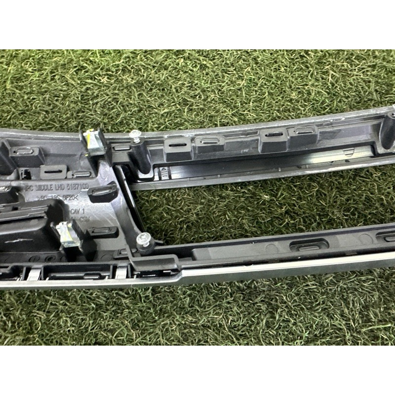 Декоративна накладка торпеди (салон) BMW X5 F15 2015 4.4 51459270476