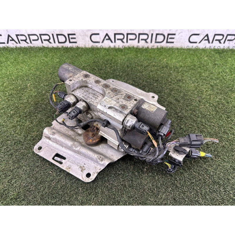 Блок клапанов системы активной стабилизации (закрытая категория) LAND ROVER Range Rover L405 2016 5.0 LR072419