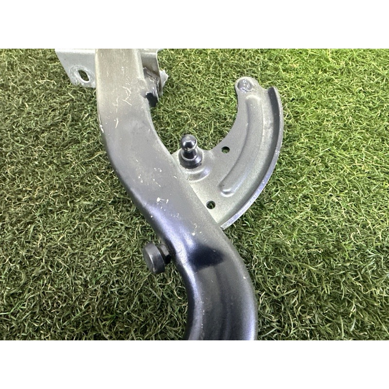 Петля багажника (кузов і елементи) AUDI A8 D4 2011 4.2 CDRA 4H0827299E