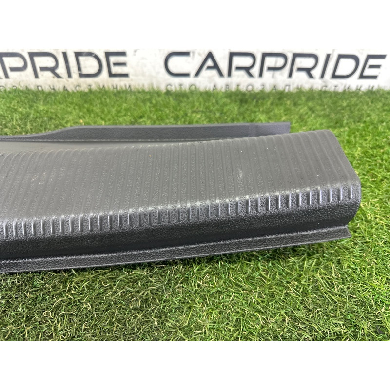 Накладка замка кришки багажника (салон) VOLKSWAGEN Passat B8 2016 561863459B82V