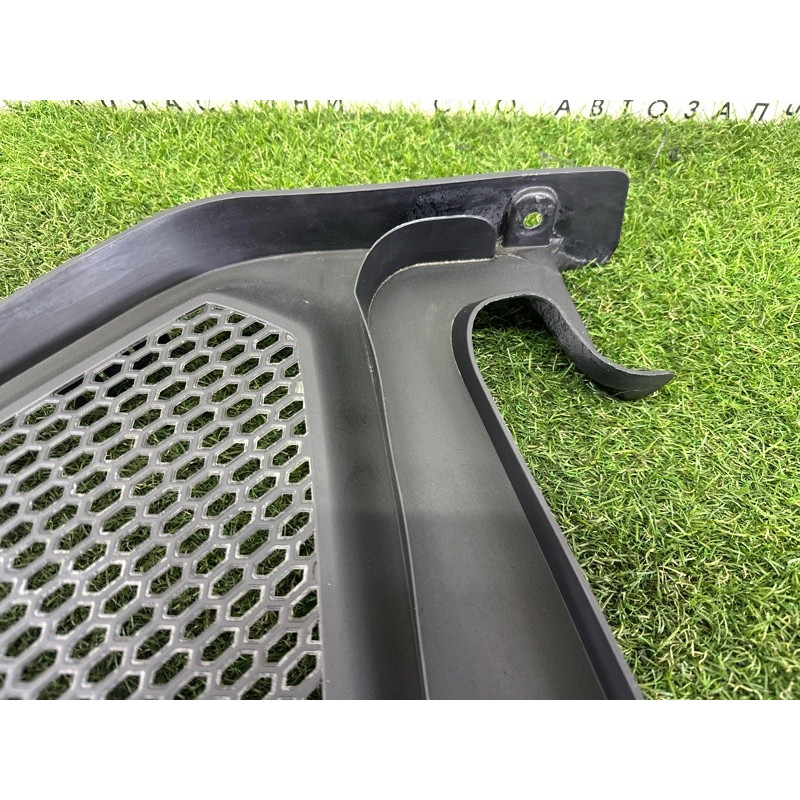 Накладка на жабо (кузов і елементи) BMW X5 F15 2015 4.4 64319245594