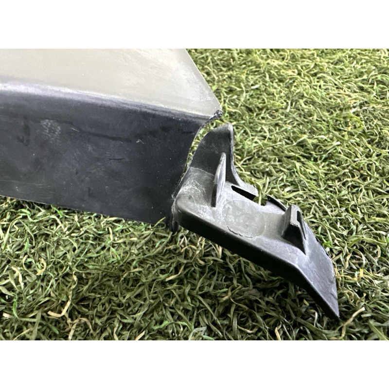 Накладка на жабо (кузов і елементи) BMW X5 F15 2015 4.4 64319245594