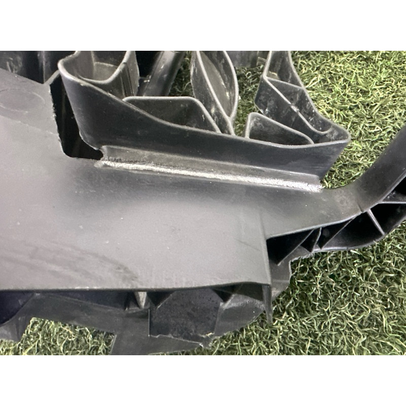 Кронштейн фары (кузов и элементы) AUDI Q5 8R 2012 3.2 8R0805607B