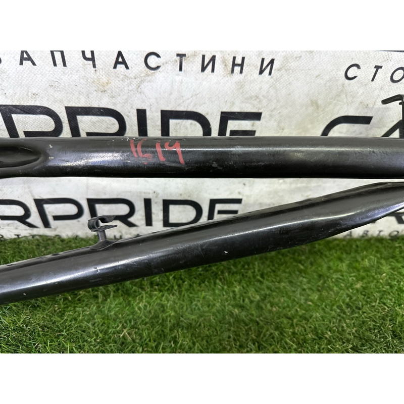 Розпірка кузова (кузов і елементи) AUDI Q5 8R 2012 3.2 8R0805629F