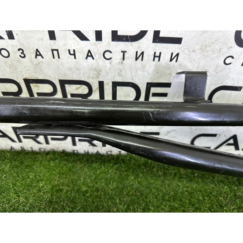 Розпірка кузова (кузов і елементи) AUDI Q5 8R 2012 3.2 8R0805629F