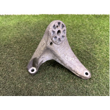 Кронштейн подушки двигателя