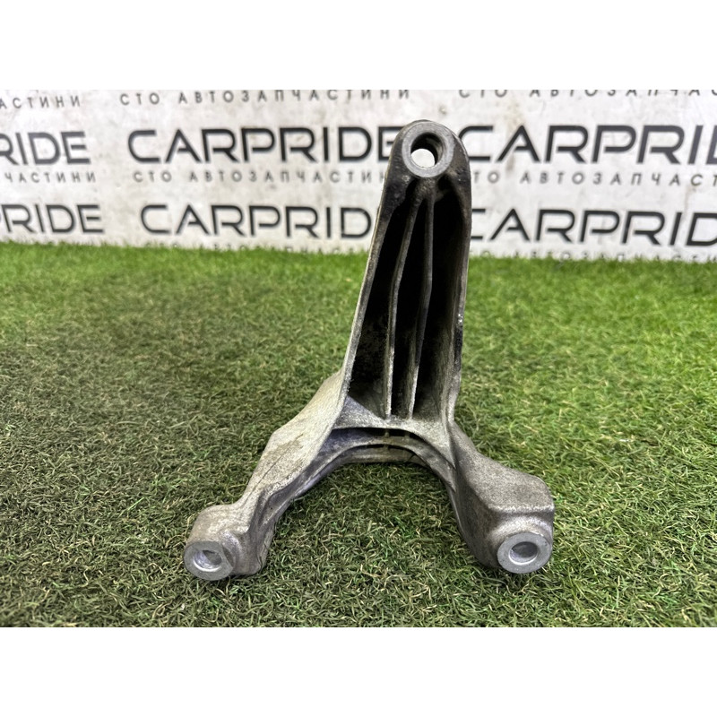 Кронштейн подушки двигателя (кронштейны двигателя) AUDI Q7 4L 2011 3.0 TFSi 7L8199308F