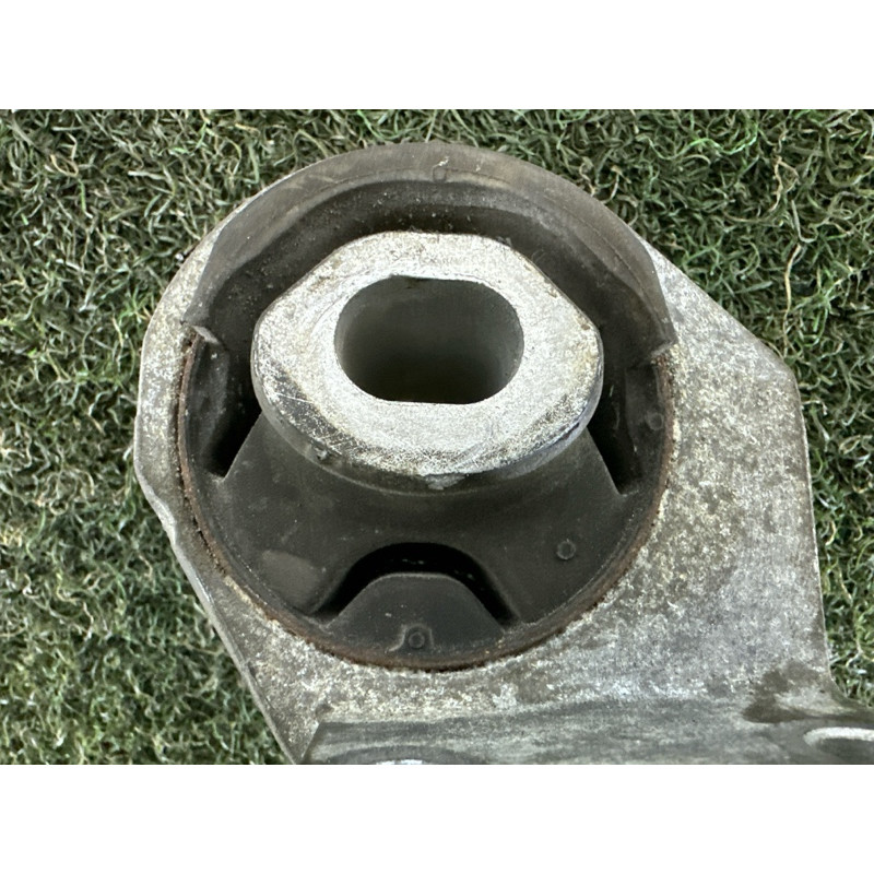 Подушка КПП (трансмиссия) LAND ROVER RANGE ROVER Sport L494 2016 3.0 Diesel IAF500021