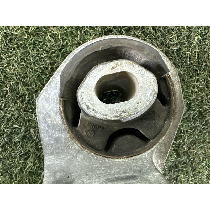 Подушка КПП (трансмиссия) LAND ROVER RANGE ROVER Sport L494 2016 3.0 Diesel IAF500021