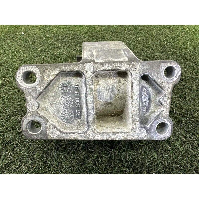 Подушка КПП (трансмиссия) LAND ROVER RANGE ROVER Sport L494 2016 3.0 Diesel IAF500021