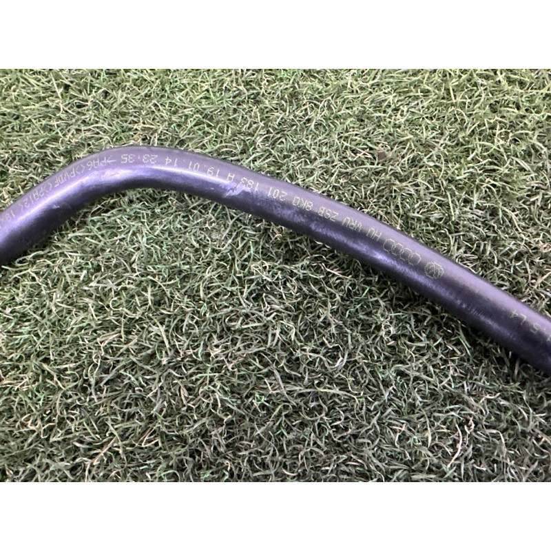 Трубка вентиляции топливного бака (топливная система) AUDI A4 B8 2014 2.0 TFSI 8K0201183A