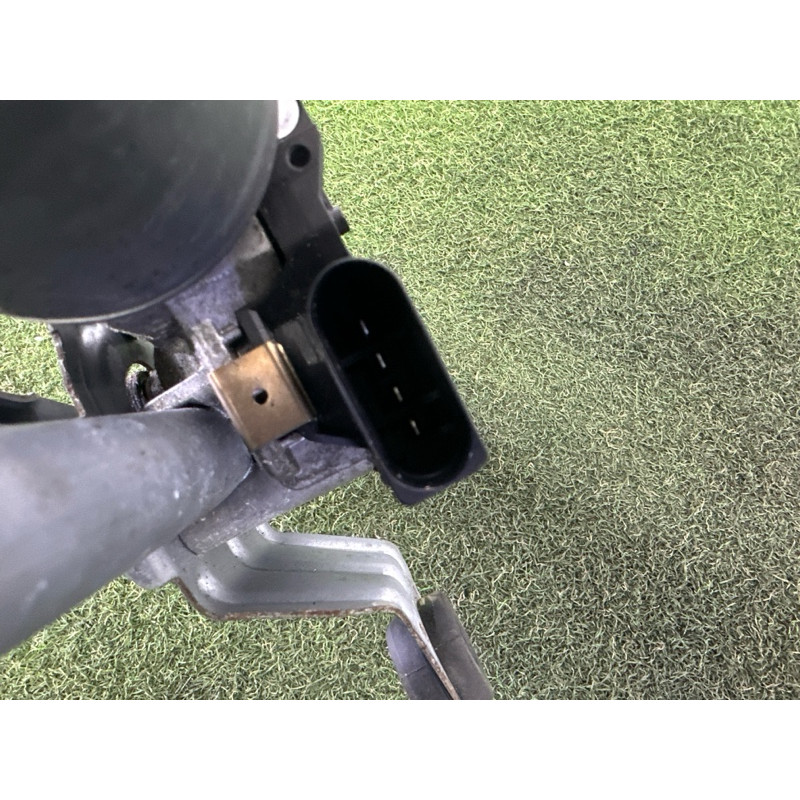 Трапеція склоочисників (кузов і елементи) AUDI A3 8V 2016 1.8 CNSB 8V1955023C