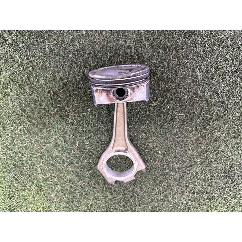 Поршень з шатуном (двигатель и элементы) LAND ROVER Range Rover L405 2016 5.0 LR028148