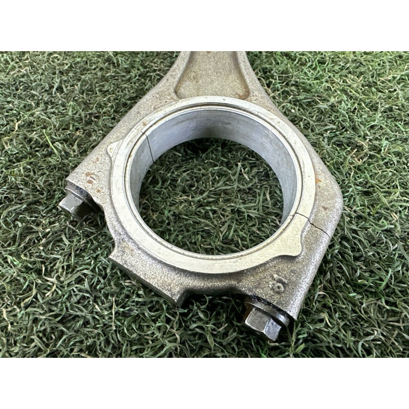 Поршень з шатуном (двигатель и элементы) LAND ROVER Range Rover L405 2016 5.0 LR028148