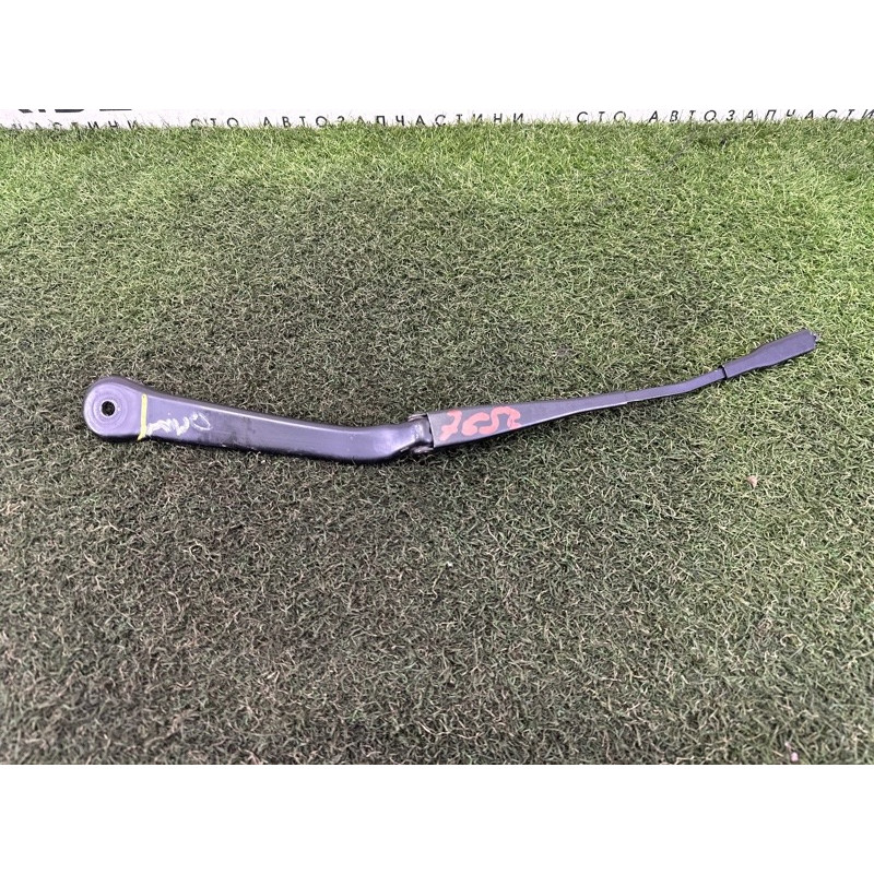 Поводок дворника (кузов и элементы) BMW 3-series E90 2010 3.0 N54 61619449923