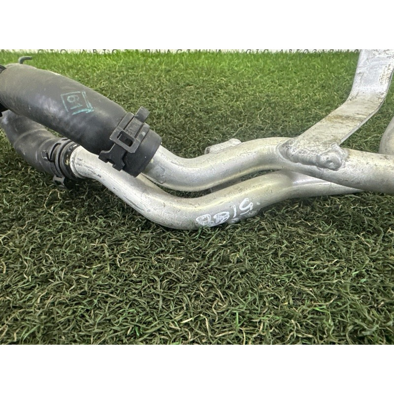 Трубка системи охолодження (система охлаждения) LAND ROVER RANGE ROVER Sport L494 2016 3.0 Diesel LR034608