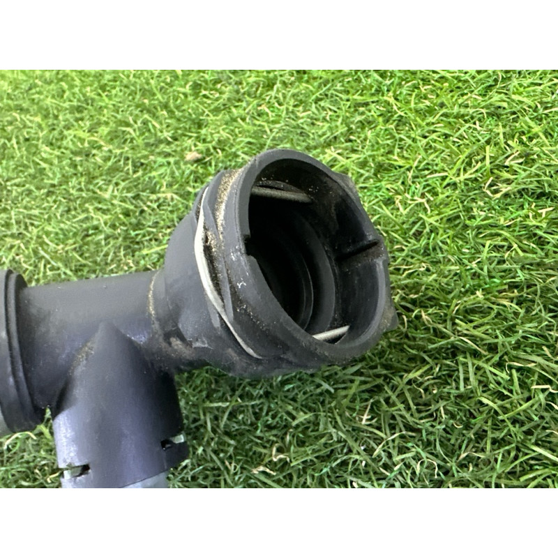 Патрубок (система охлаждения) AUDI A4 B9 2017 2.0 TFSI 8W0122055BN