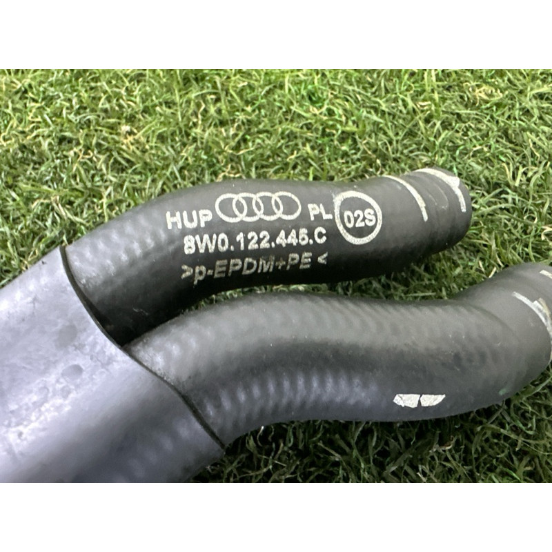 Трубка системы охлаждения (система охлаждения) AUDI A4 B9 2017 2.0 TFSI 8W0121400B