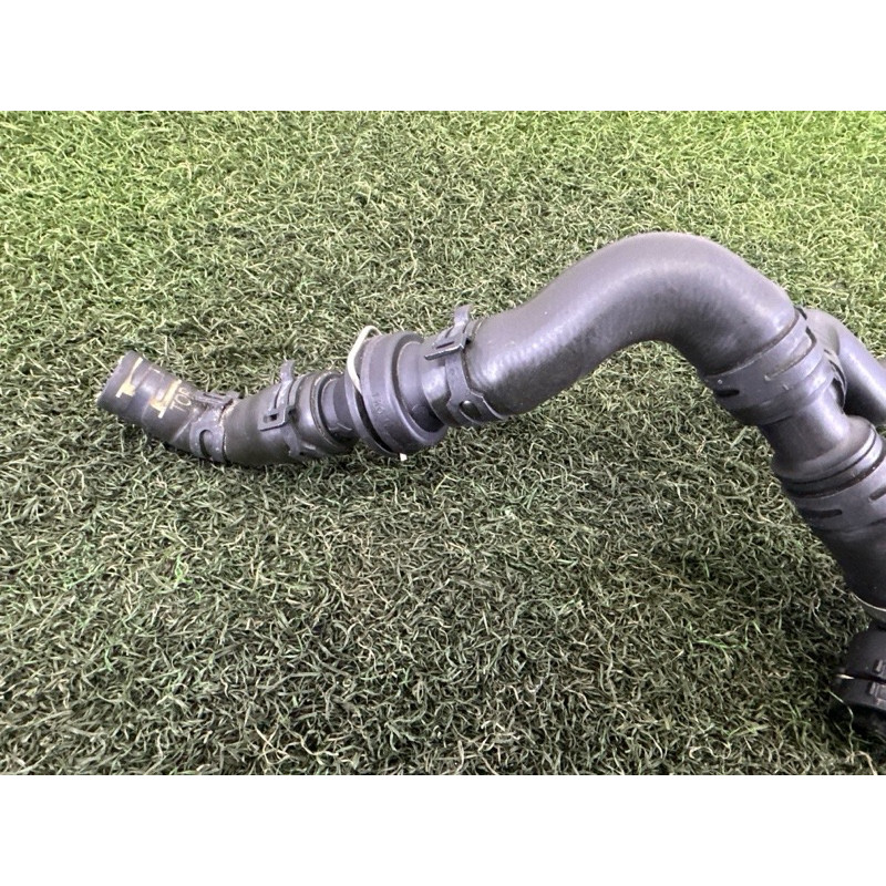 Патрубок (система охлаждения) AUDI A4 B9 2017 2.0 TFSI 8W0122449BG