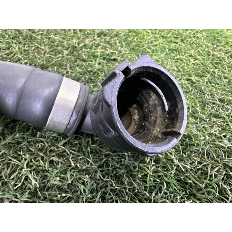 Патрубок (система охлаждения) AUDI A4 B9 2017 2.0 TFSI 8W0122449BG