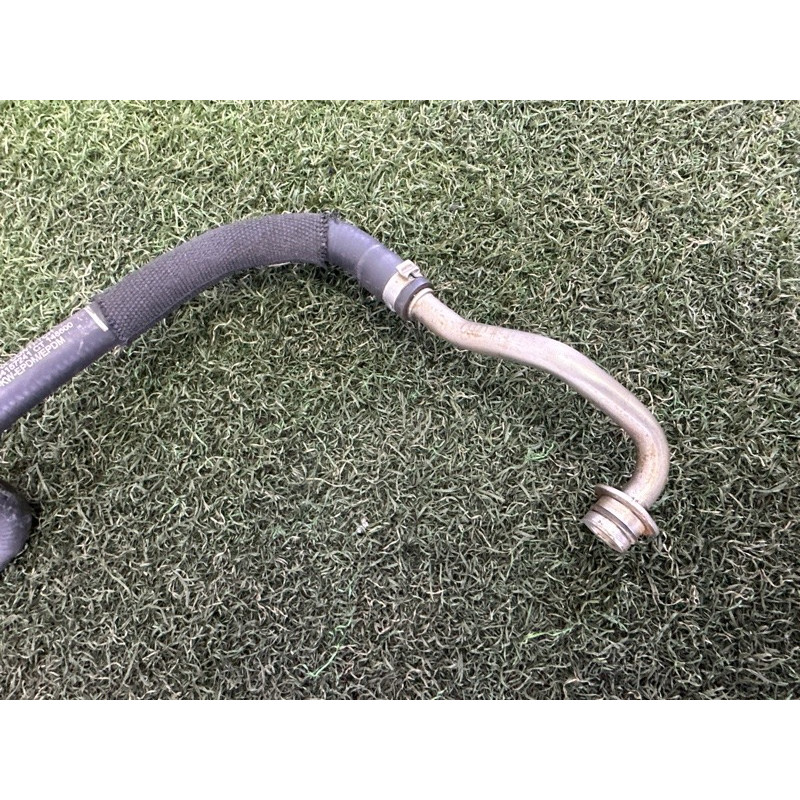 Трубка системы охлаждения (система охлаждения) AUDI A4 B9 2017 2.0 TFSI 06L121492R