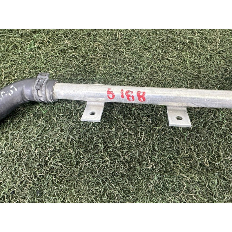 Трубка системи охолодження (система охлаждения) LAND ROVER RANGE ROVER Sport L494 2016 3.0 Diesel LR034597