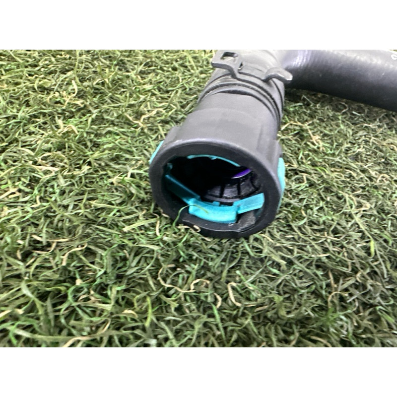 Трубка системи охолодження (система охлаждения) LAND ROVER RANGE ROVER Sport L494 2016 3.0 Diesel LR034597