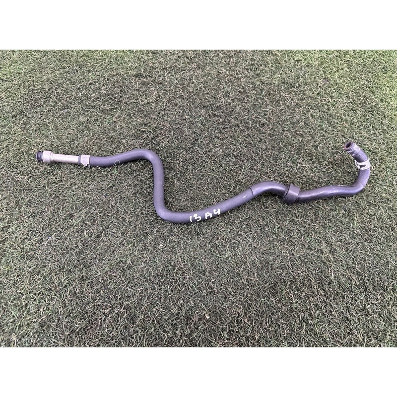 Трубка топливная (топливная система) AUDI A4 B8 2010 2.0 CAEB 8T0201215Q