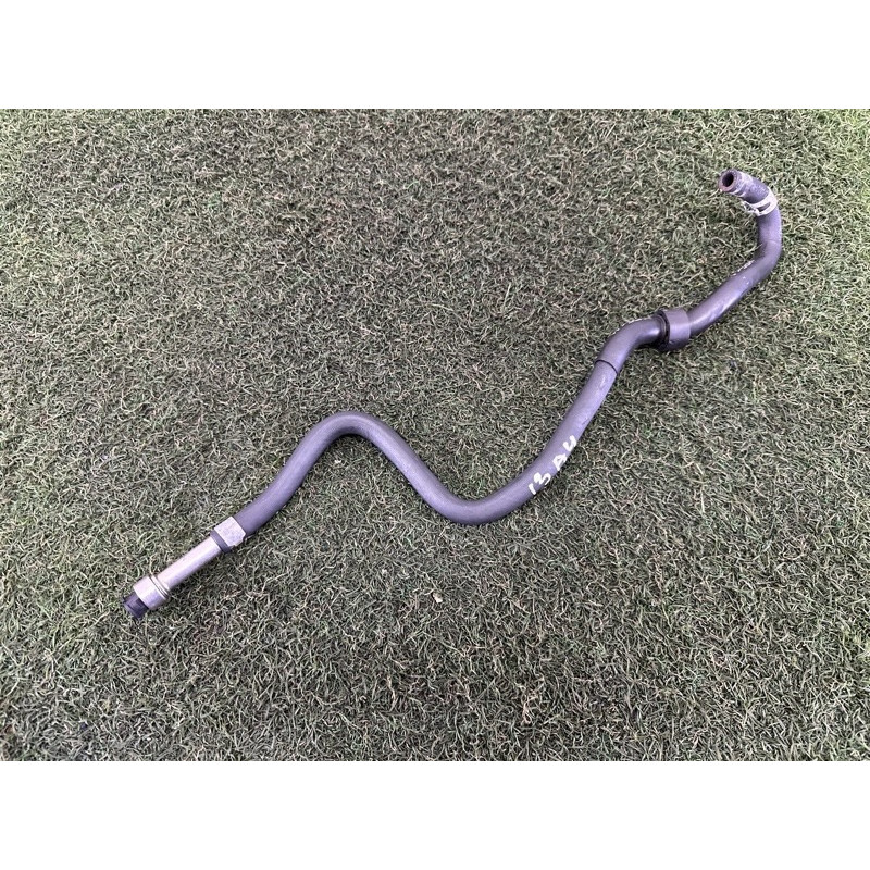 Трубка топливная (топливная система) AUDI A4 B8 2010 2.0 CAEB 8T0201215Q