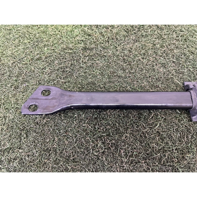 Распорка передней панели (кузов и элементы) LAND ROVER RANGE ROVER Sport L494 2016 3.0 Diesel LR070915