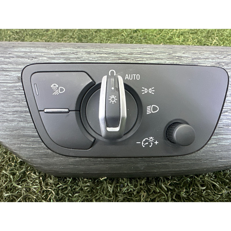 Перемикач світла (електрика) AUDI A4 B9 2018 2.0 DBPA 8W1853189QLE2