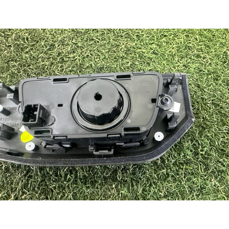 Перемикач світла (електрика) AUDI A4 B9 2018 2.0 DBPA 8W1853189QLE2