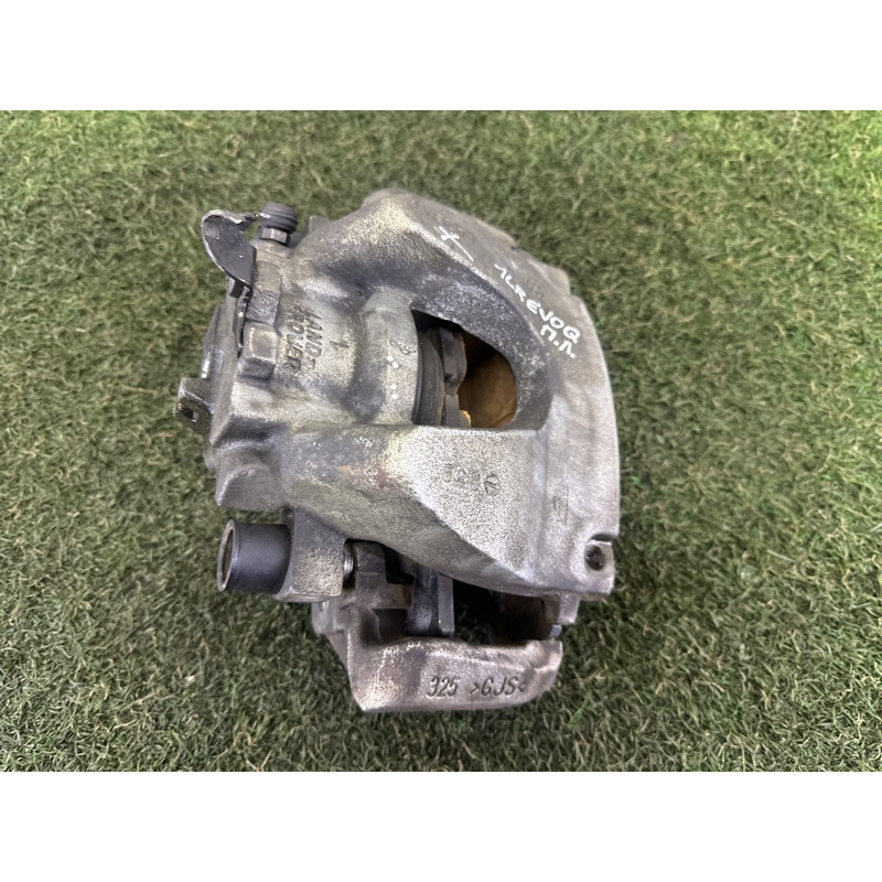 Суппорт тормозной (тормозная система) LAND ROVER Range Rover Evoque L538 2016 2.0 LR061370