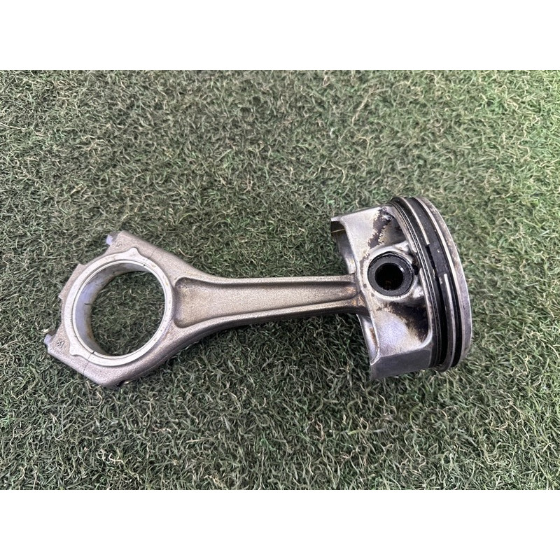 Поршень с шатуном (двигатель и элементы) LAND ROVER Range Rover L405 2016 5.0 LR028148