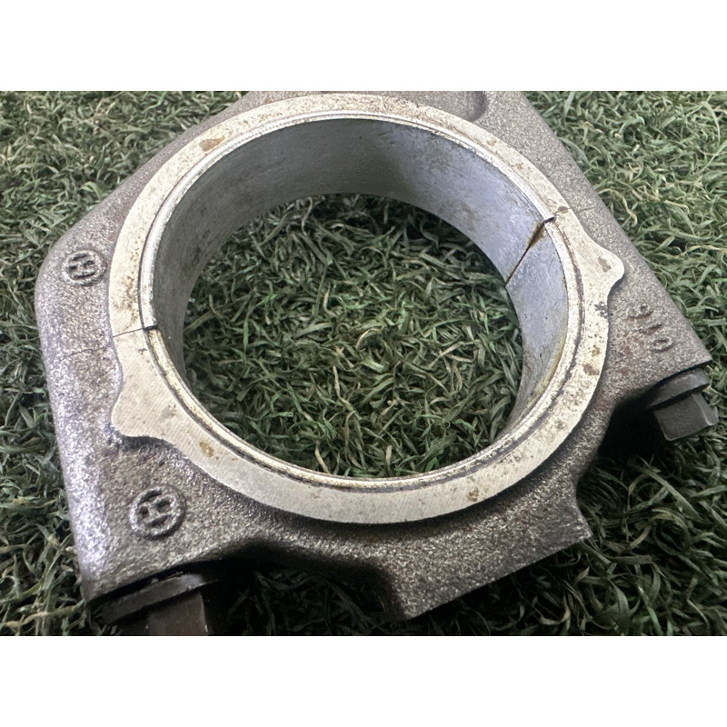 Поршень с шатуном (двигатель и элементы) LAND ROVER Range Rover L405 2016 5.0 LR028148