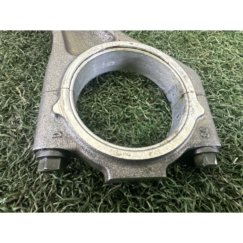 Поршень з шатуном (двигатель и элементы) LAND ROVER Range Rover L405 2016 5.0 LR028148