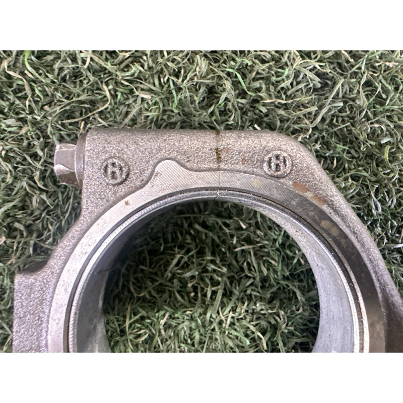 Поршень з шатуном (двигатель и элементы) LAND ROVER Range Rover L405 2016 5.0 LR028148