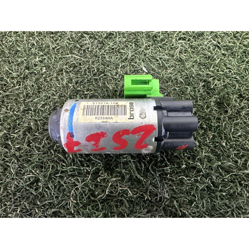 Моторчик регулювання сидіння (електрика) BMW 7-series F01 2011 3.0 N54 52107242070