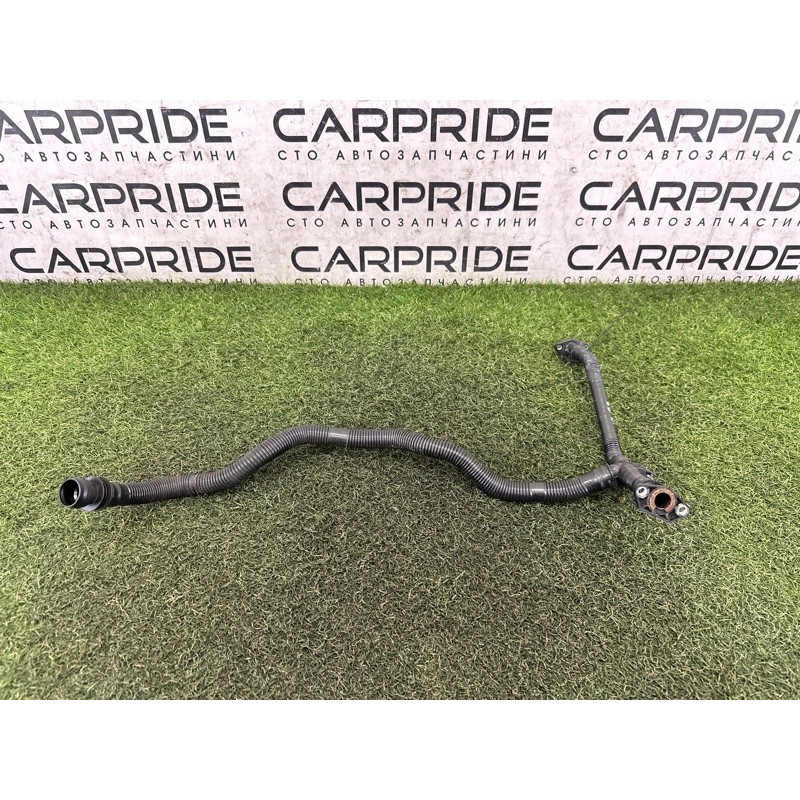 Трубка рецеркуляции воздуха (двигатель и элементы) AUDI Q7 4L 2011 3.0 TFSi 06E131143AK